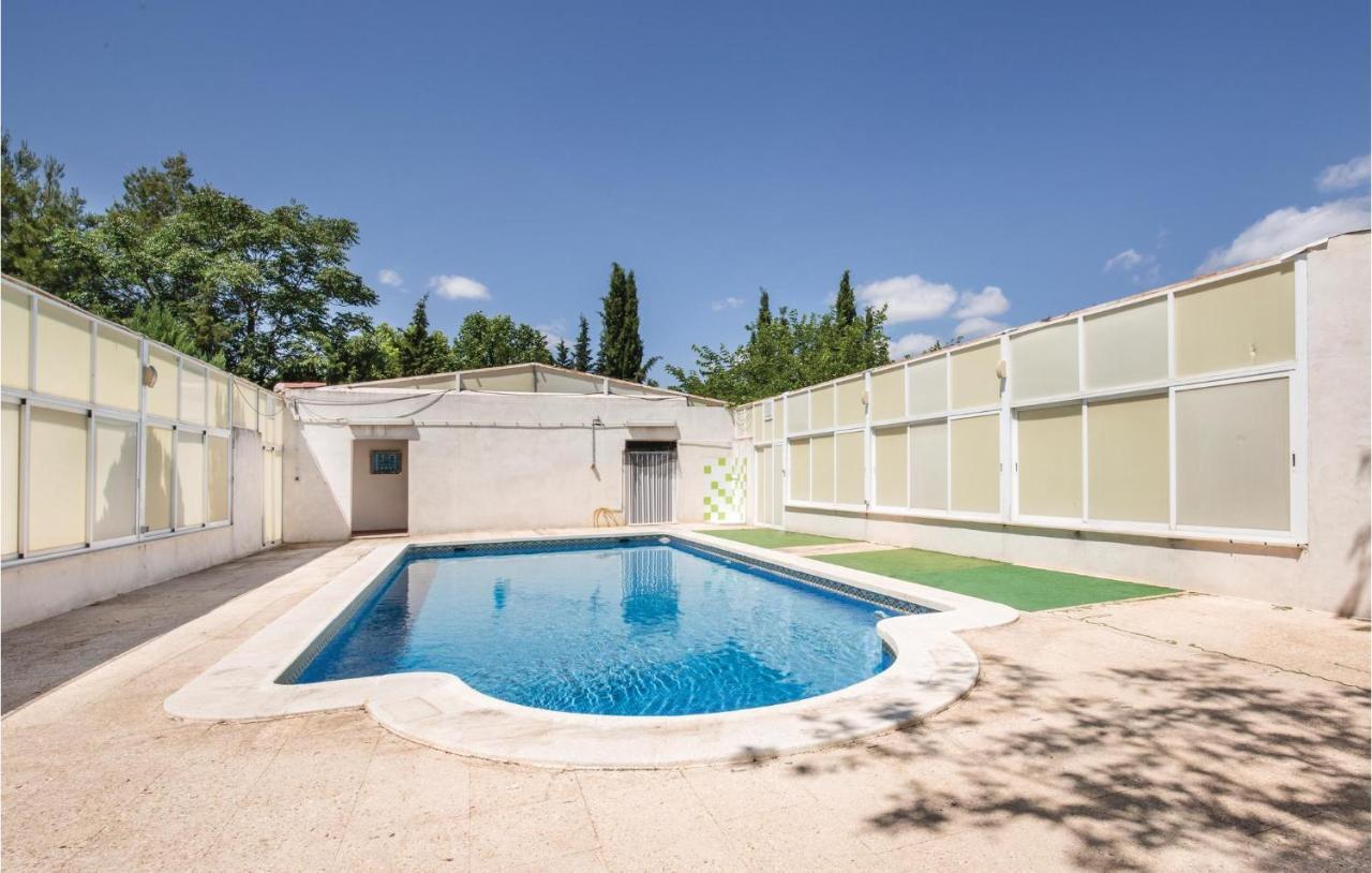 Awesome Home In Caravaca With Kitchen カラバカ・デ・ラ・クルス エクステリア 写真