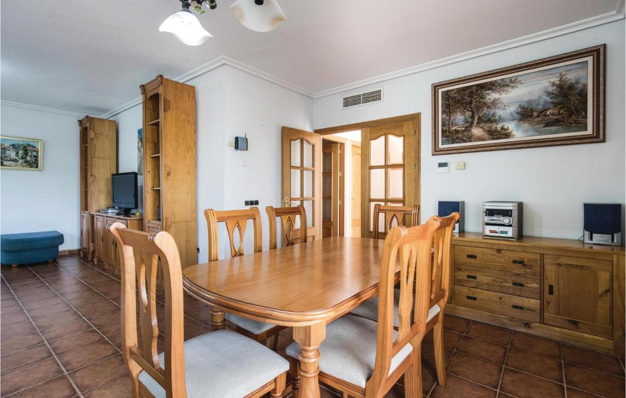 Awesome Home In Caravaca With Kitchen カラバカ・デ・ラ・クルス エクステリア 写真